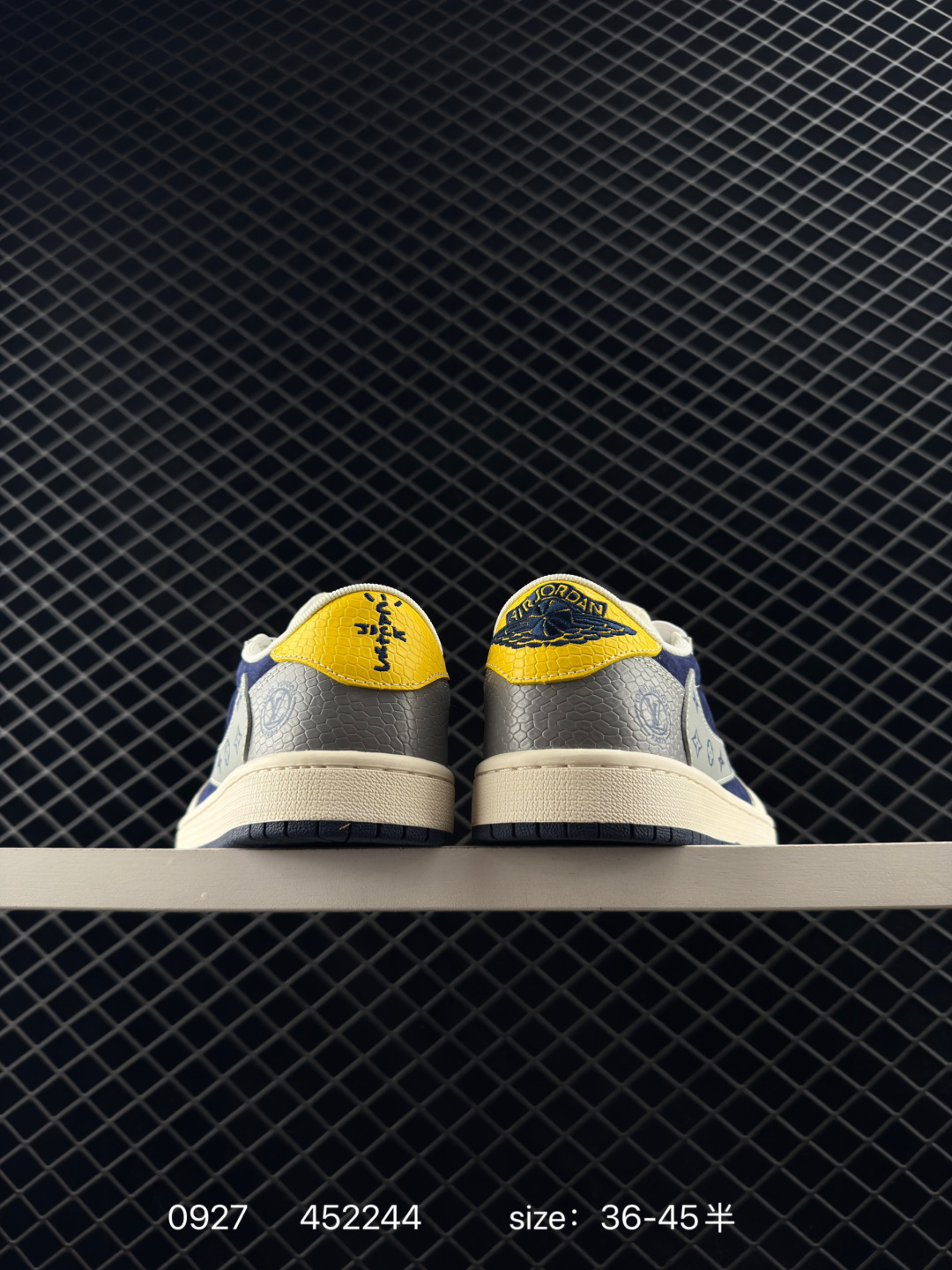 Travis Scott x Air Jordan 1 Low